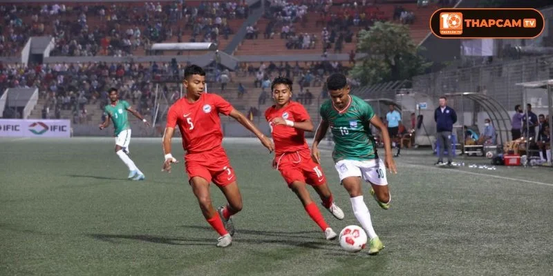 Singapore là đội bóng trẻ đang lên của khu vực.