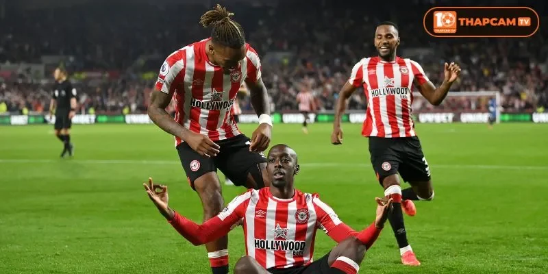 Brentford có giai đoạn khởi đầu mùa giải ấn tượng khi chưa từng thất bại.