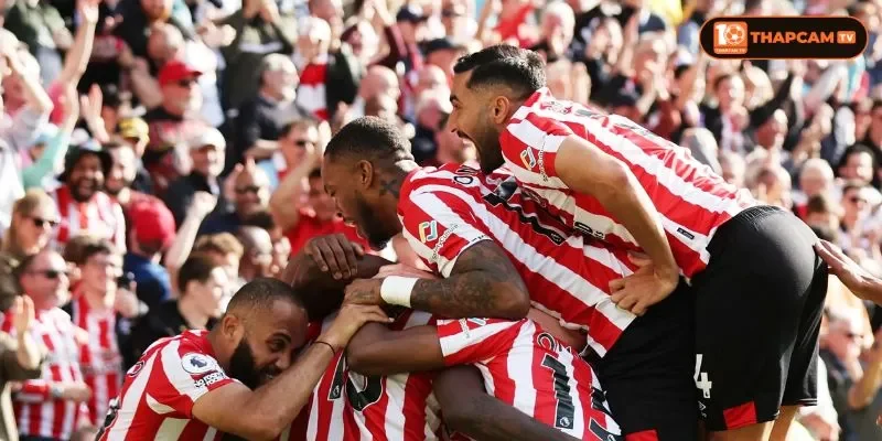 Brentford chắc chắn sẽ lợi dụng tối đa lợi thế sân nhà để gia tăng sức ép.