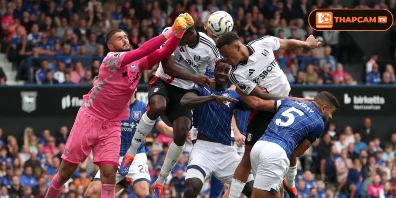 Lịch sử đối đầu giữa Ipswich Town vs Fulham cho thấy lợi thế nghiêng về Fulham.